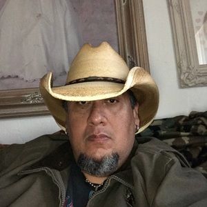 Meet your Posher, Jaime